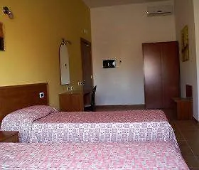 Hotel Desusino & 3*