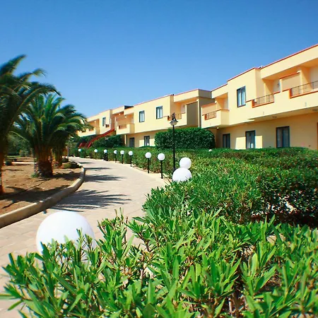 Desusino & 3* Butera