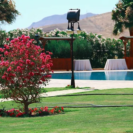 Hotel Desusino & 3*